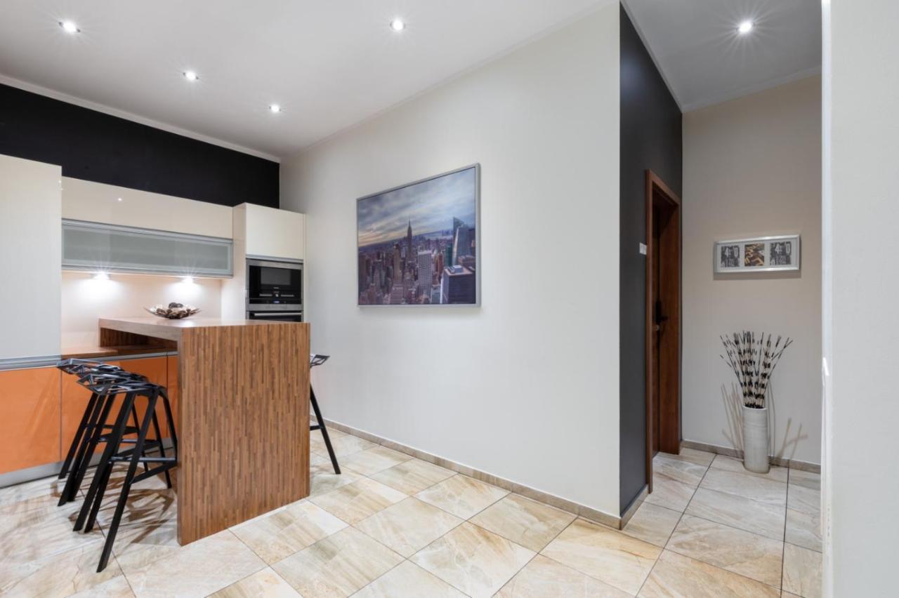 Rainbow Apartments 1 Krakow Ngoại thất bức ảnh