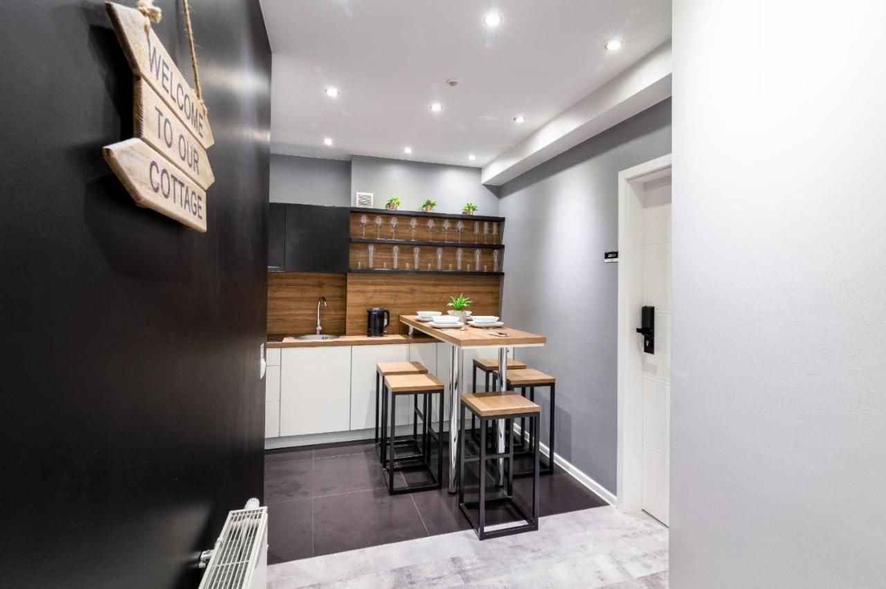 Rainbow Apartments 1 Krakow Ngoại thất bức ảnh