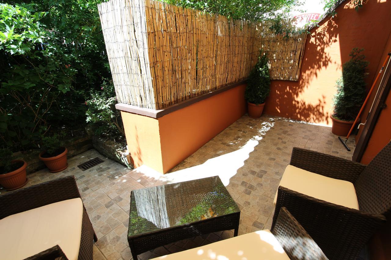Rainbow Apartments 1 Krakow Ngoại thất bức ảnh