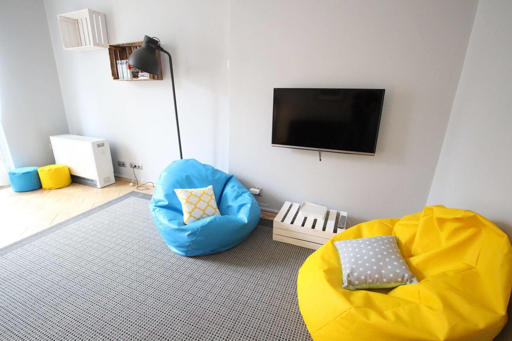 Rainbow Apartments 1 Krakow Ngoại thất bức ảnh