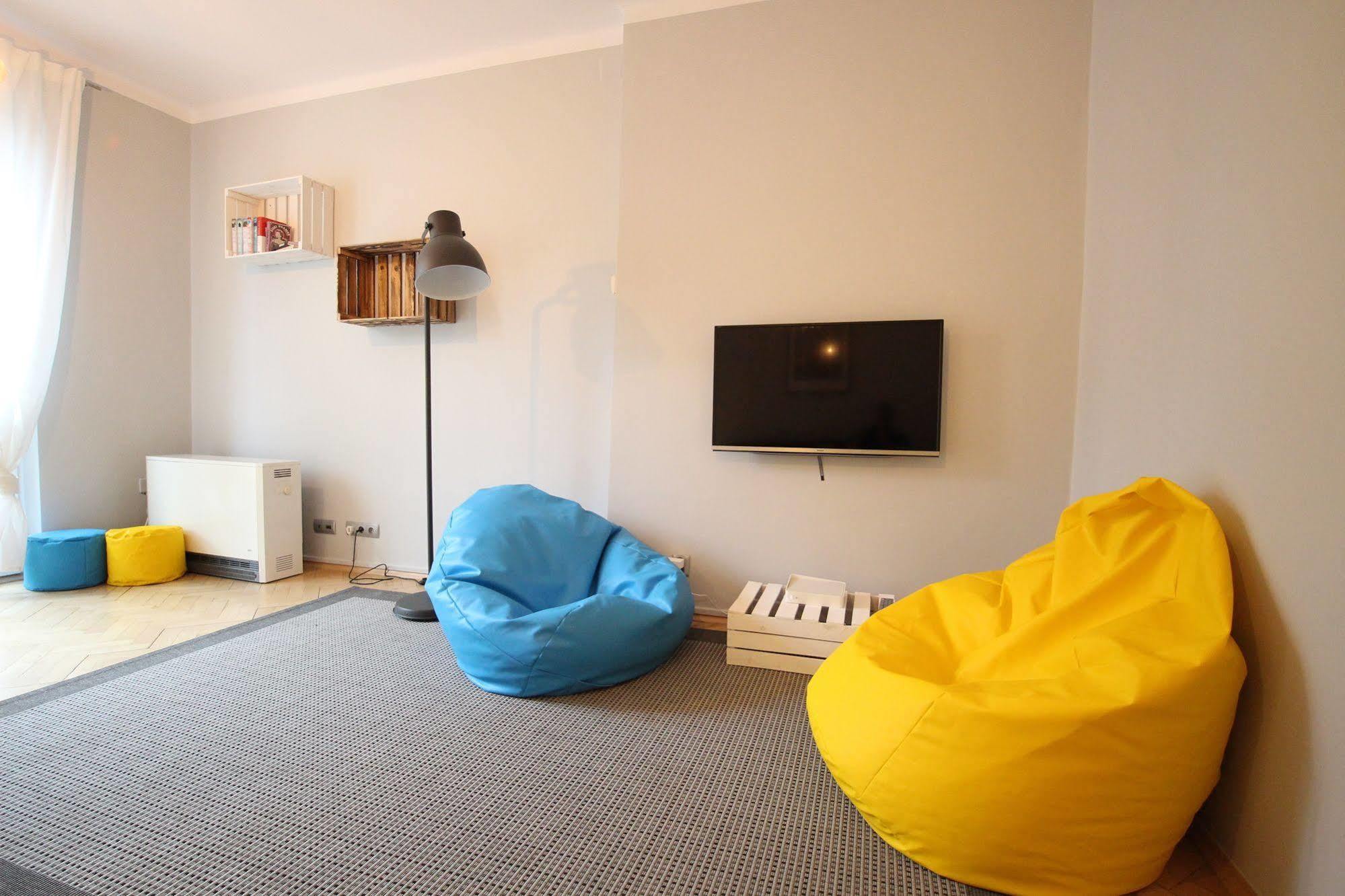 Rainbow Apartments 1 Krakow Ngoại thất bức ảnh
