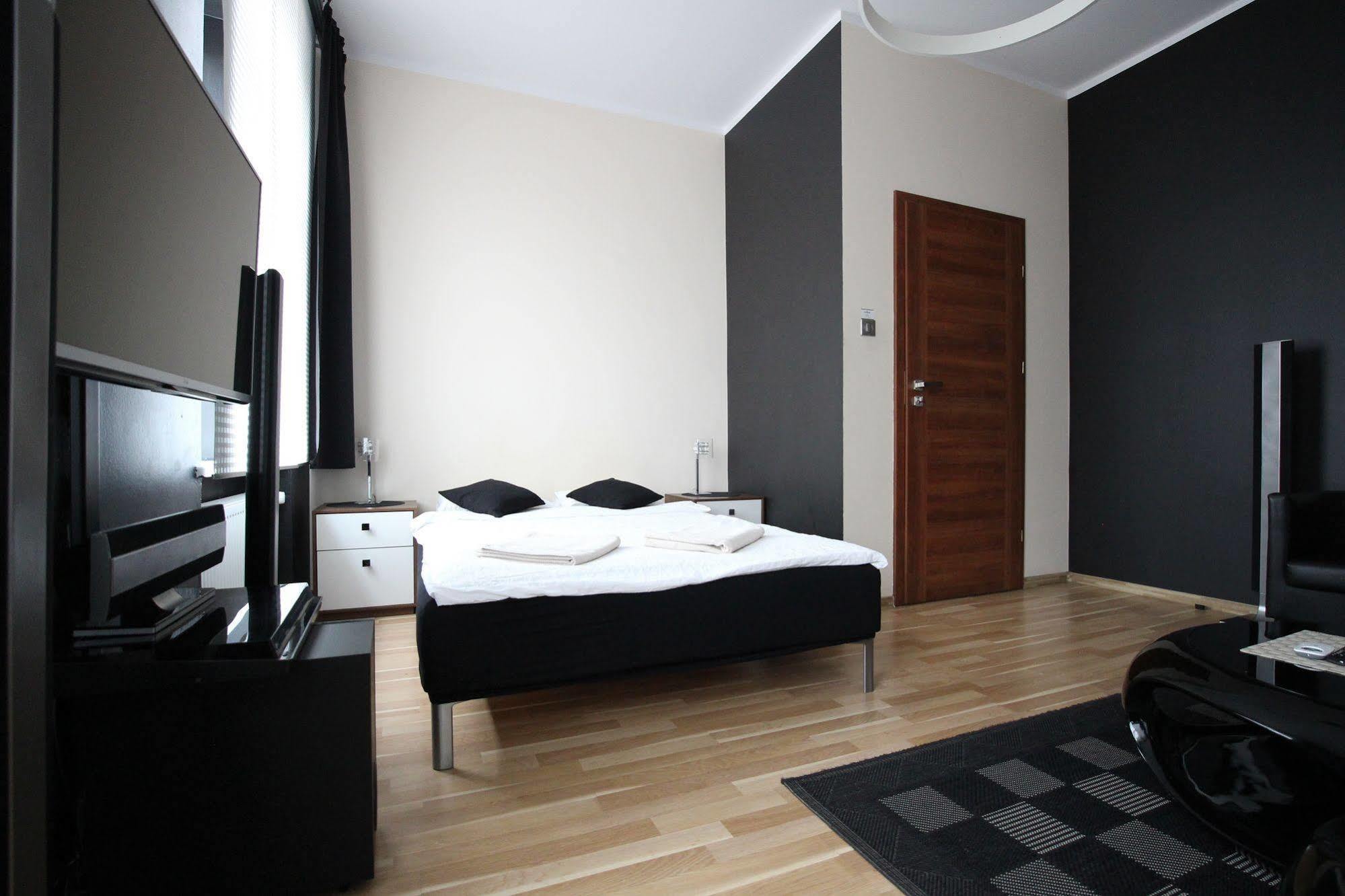 Rainbow Apartments 1 Krakow Ngoại thất bức ảnh
